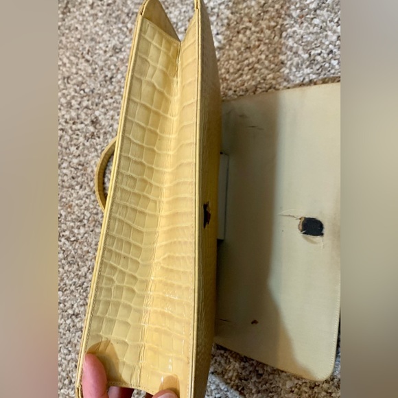 Vintage J. Miller yellow purse - Picture 3 of 6